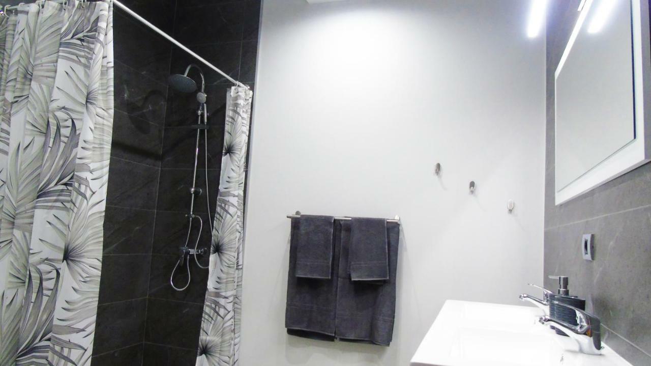 Apartamentos Ainara ซานตาครูซ เด เตเนริเฟ ภายนอก รูปภาพ