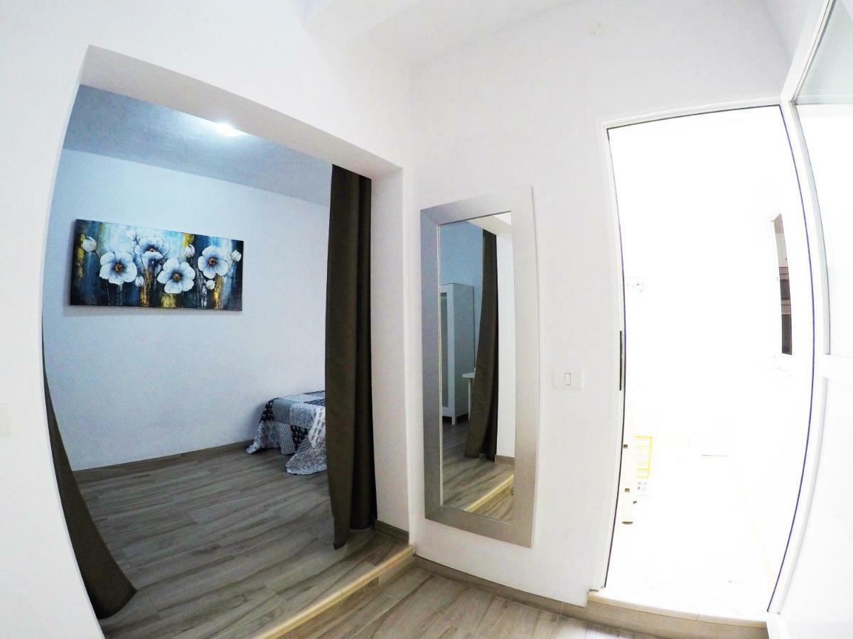 Apartamentos Ainara ซานตาครูซ เด เตเนริเฟ ภายนอก รูปภาพ