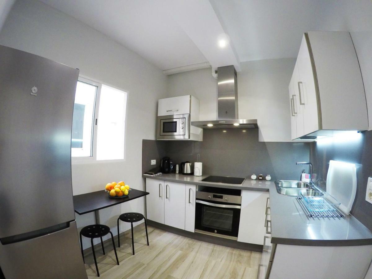 Apartamentos Ainara ซานตาครูซ เด เตเนริเฟ ภายนอก รูปภาพ
